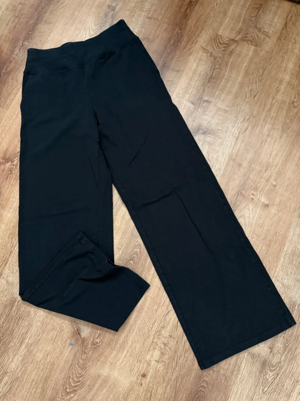 Pact Airplane Pant - Picture 1 of 3